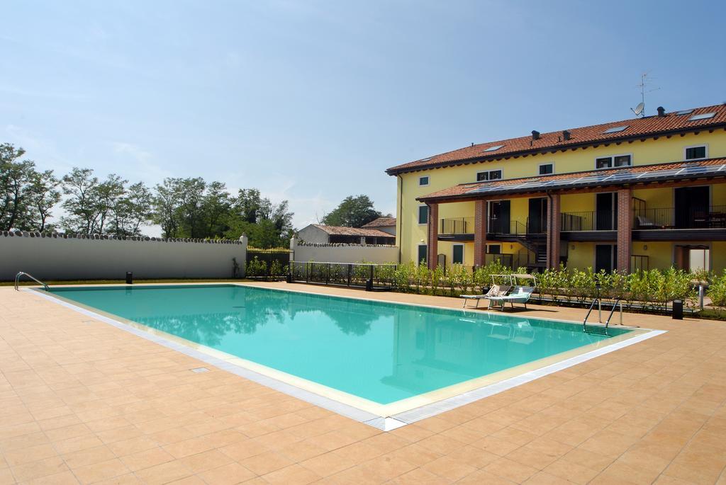 B&B Corte Dei Cedri Bussolengo Exterior foto